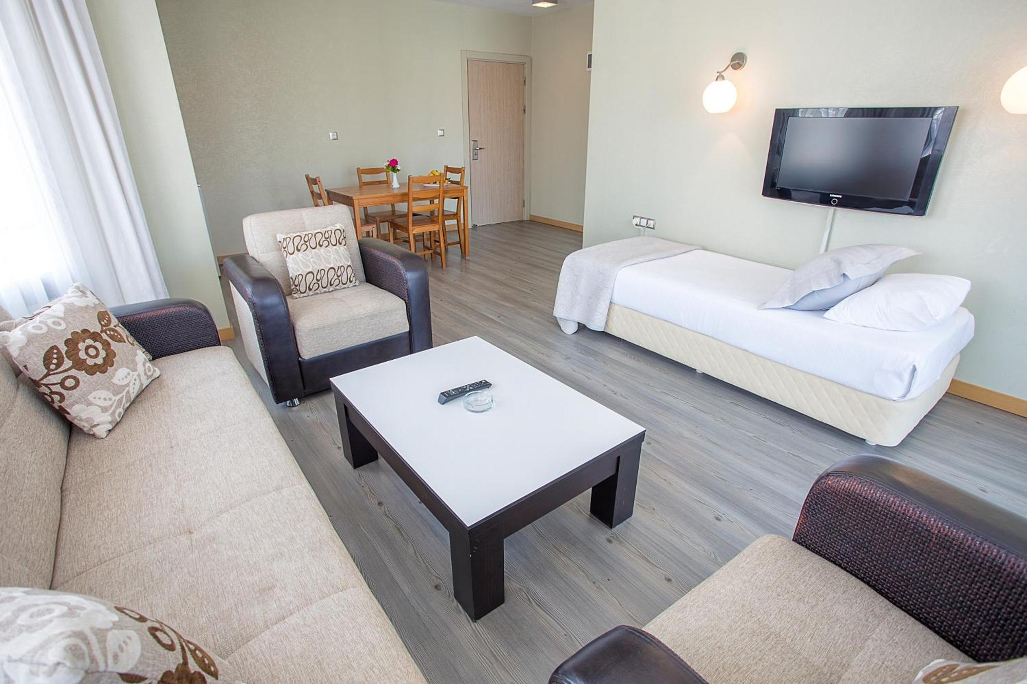 Cilek Marina Otel Çeşme Exterior foto