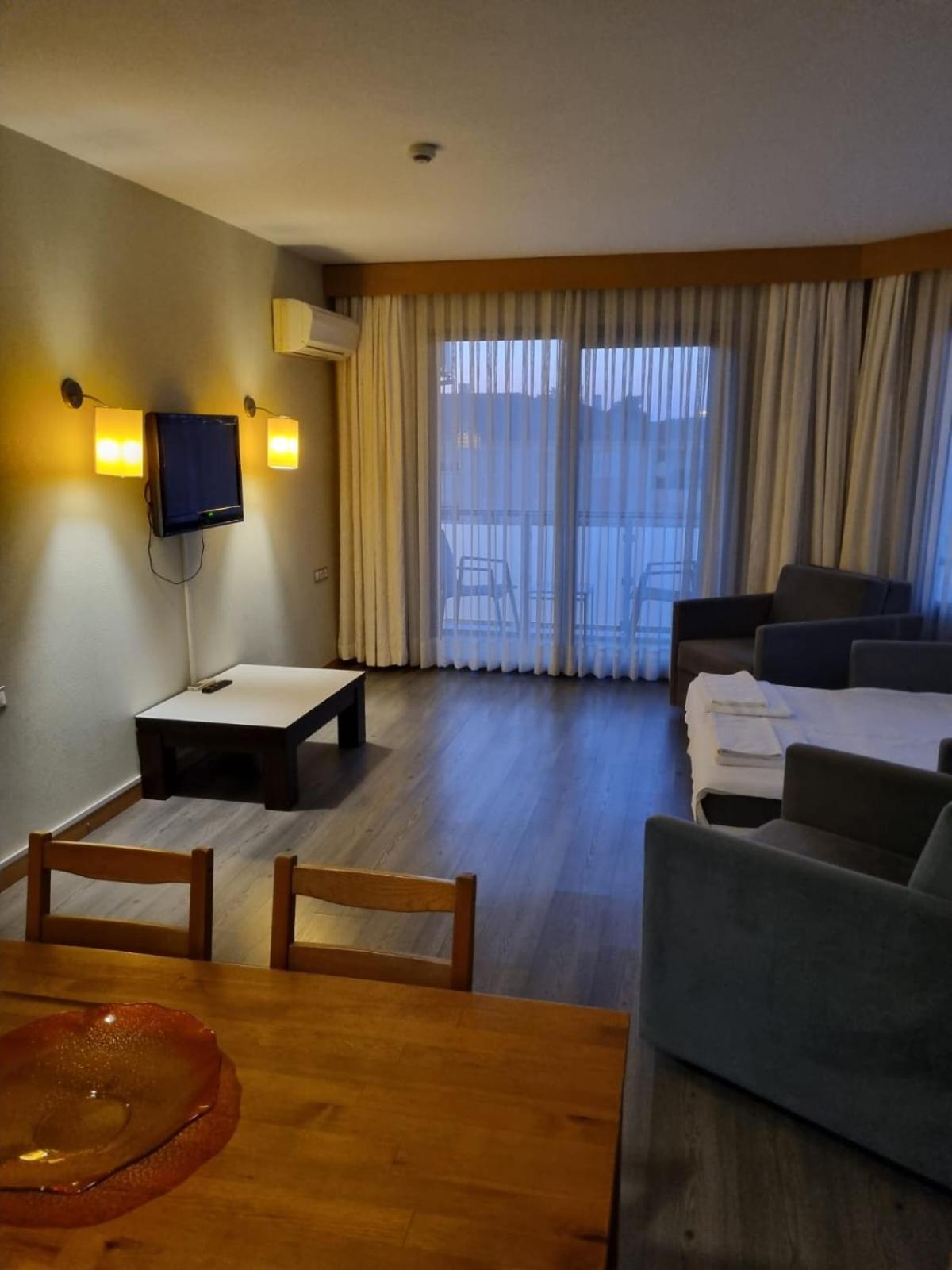 Cilek Marina Otel Çeşme Exterior foto