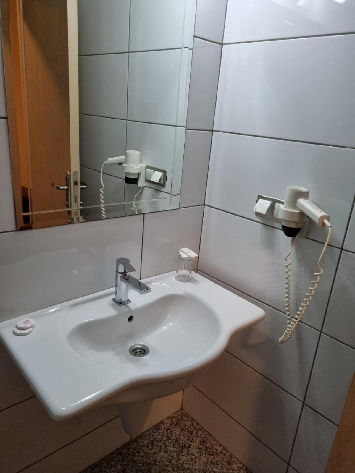 Cilek Marina Otel Çeşme Exterior foto