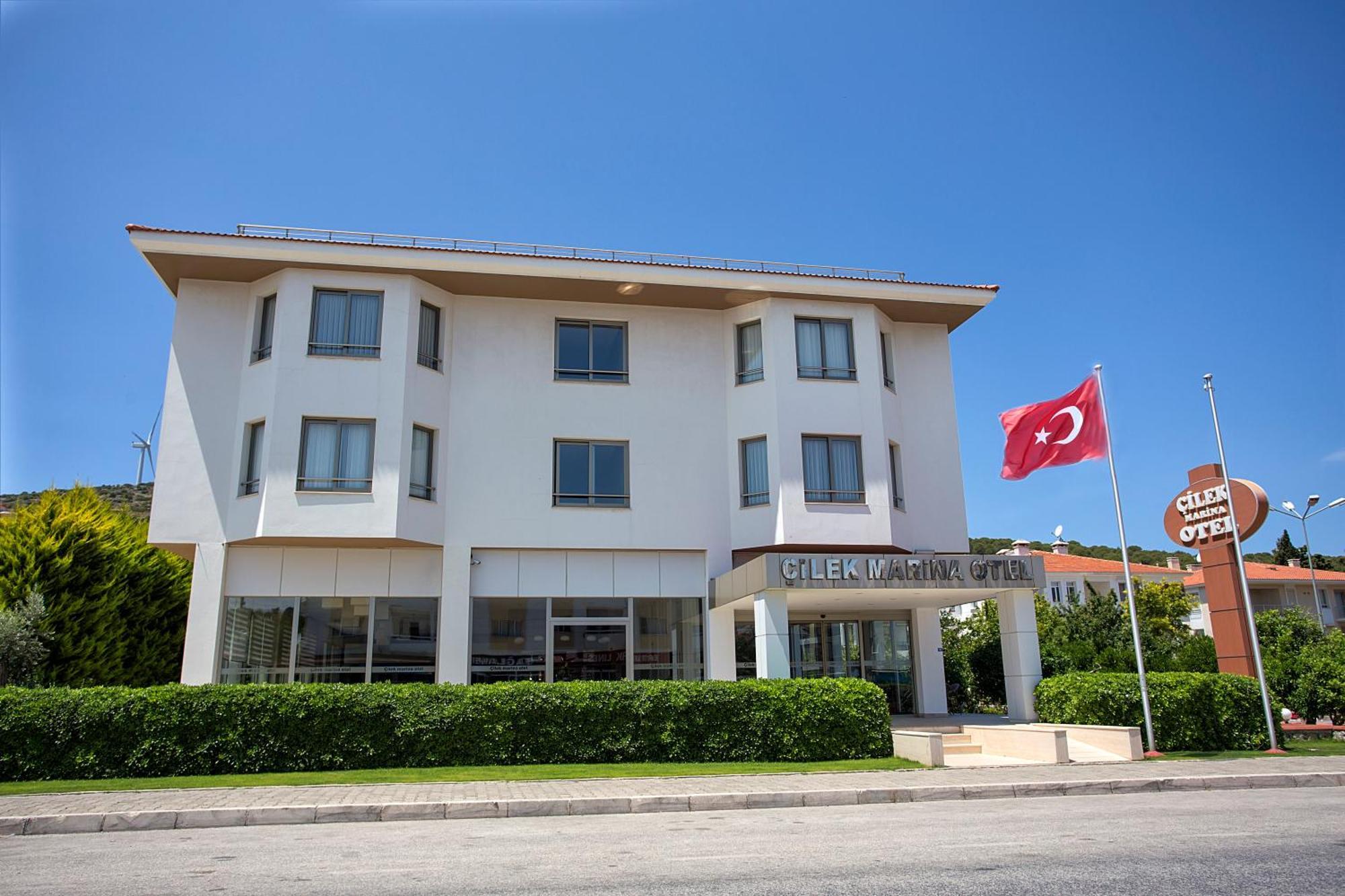 Cilek Marina Otel Çeşme Exterior foto